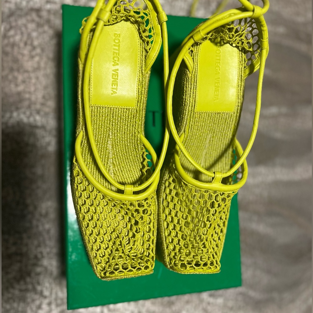 AUTHENTIC PLATFORM BOTTEGA VENETA SANDALS